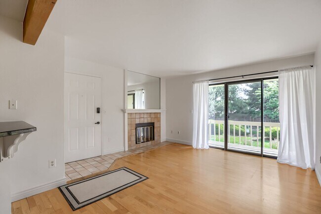 Foto del edificio - 2BD/2BA Condo in Can't beat Boulder Location!