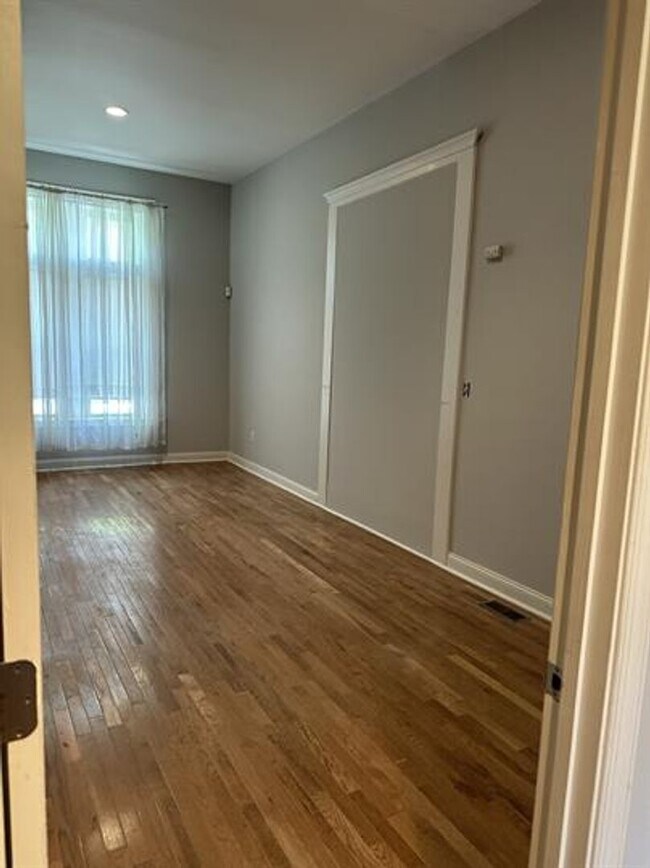 Foto del edificio - 1622 N Calvert St