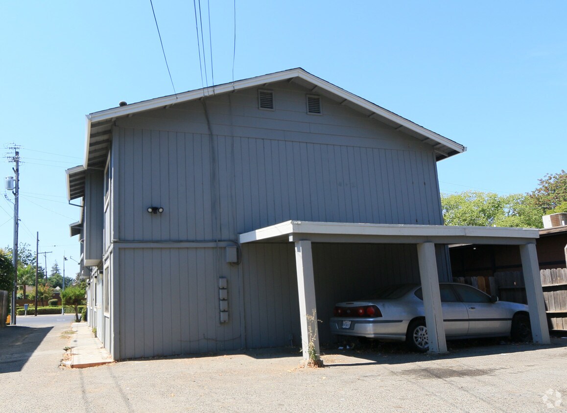 Foto del edificio - 2130 N El Dorado St