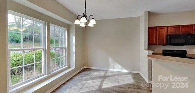 Building Photo - 9514 Cadman Ct