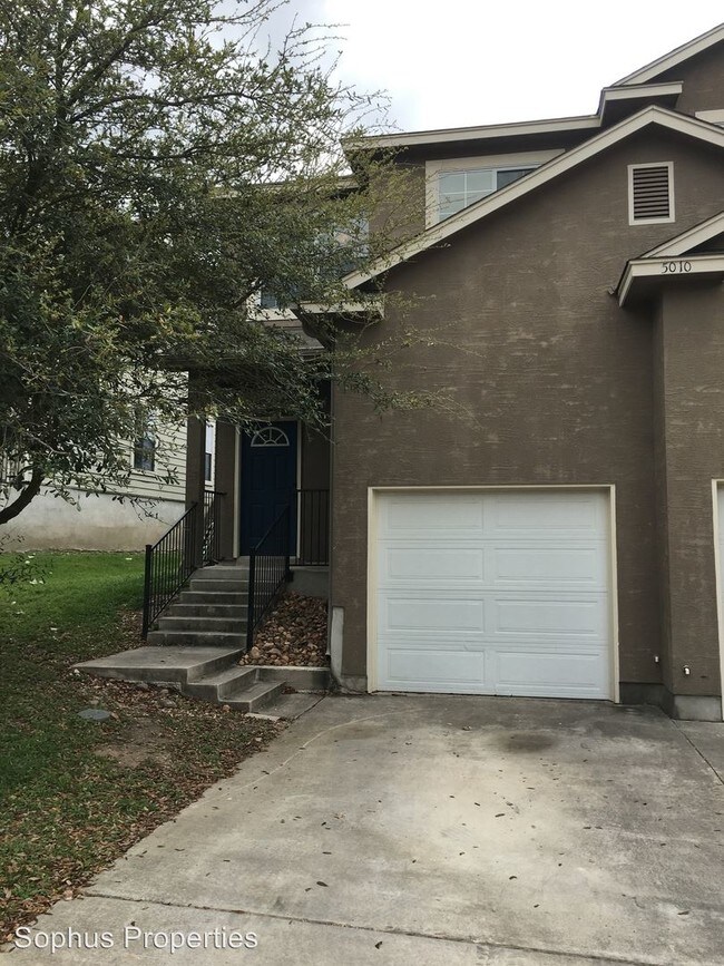 Building Photo - 3 br, 2.5 bath Apartment - 5010 Summit Wood