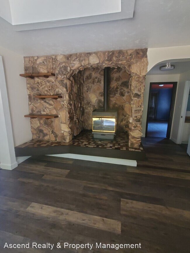 Foto del edificio - 3 br, 1 bath House - 11221 SW 105th Place