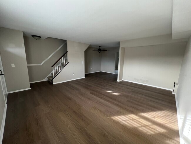 Foto del edificio - 2426 Hillock Ct