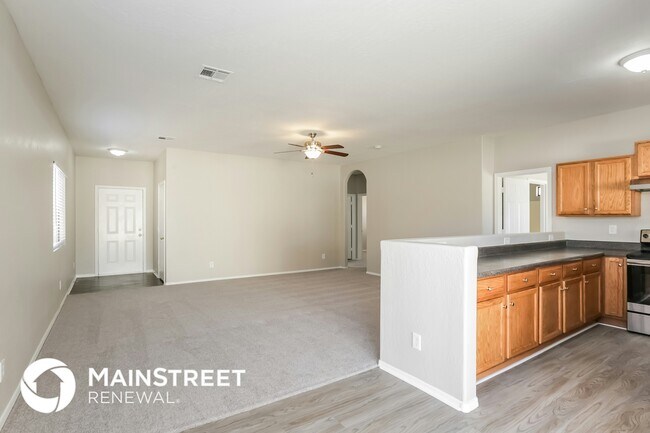 Foto del edificio - 1016 W Lydia Ln