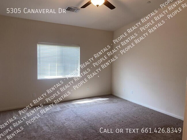 Building Photo - 5305 Canaveral Dr