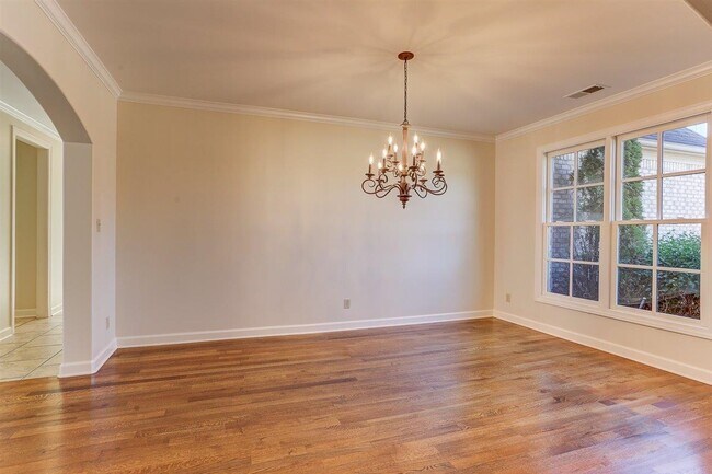 Foto del edificio - 1690 Totty Ln