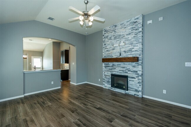 Building Photo - 5306 Windy Plantation Dr