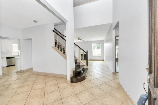 Foto del edificio - 2030 Winding Hollow Dr