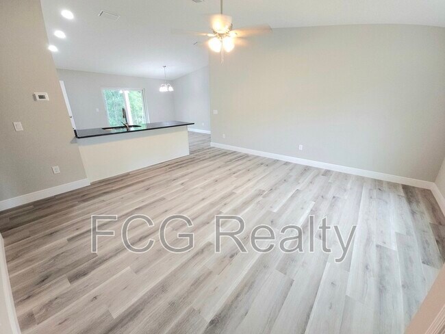 Foto del edificio - 7883 N Fieldstone Point