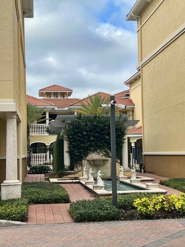 Foto principal - 153 Grand Beach Pl
