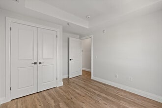 Building Photo - Trinity Gate - 4755 Walker Rd