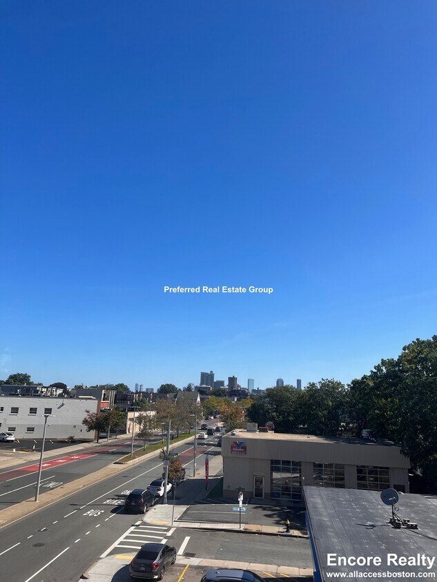 Foto del edificio - 244 Brighton Ave