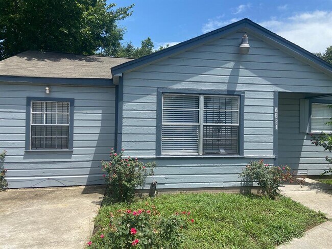 Building Photo - 6621 Conley St