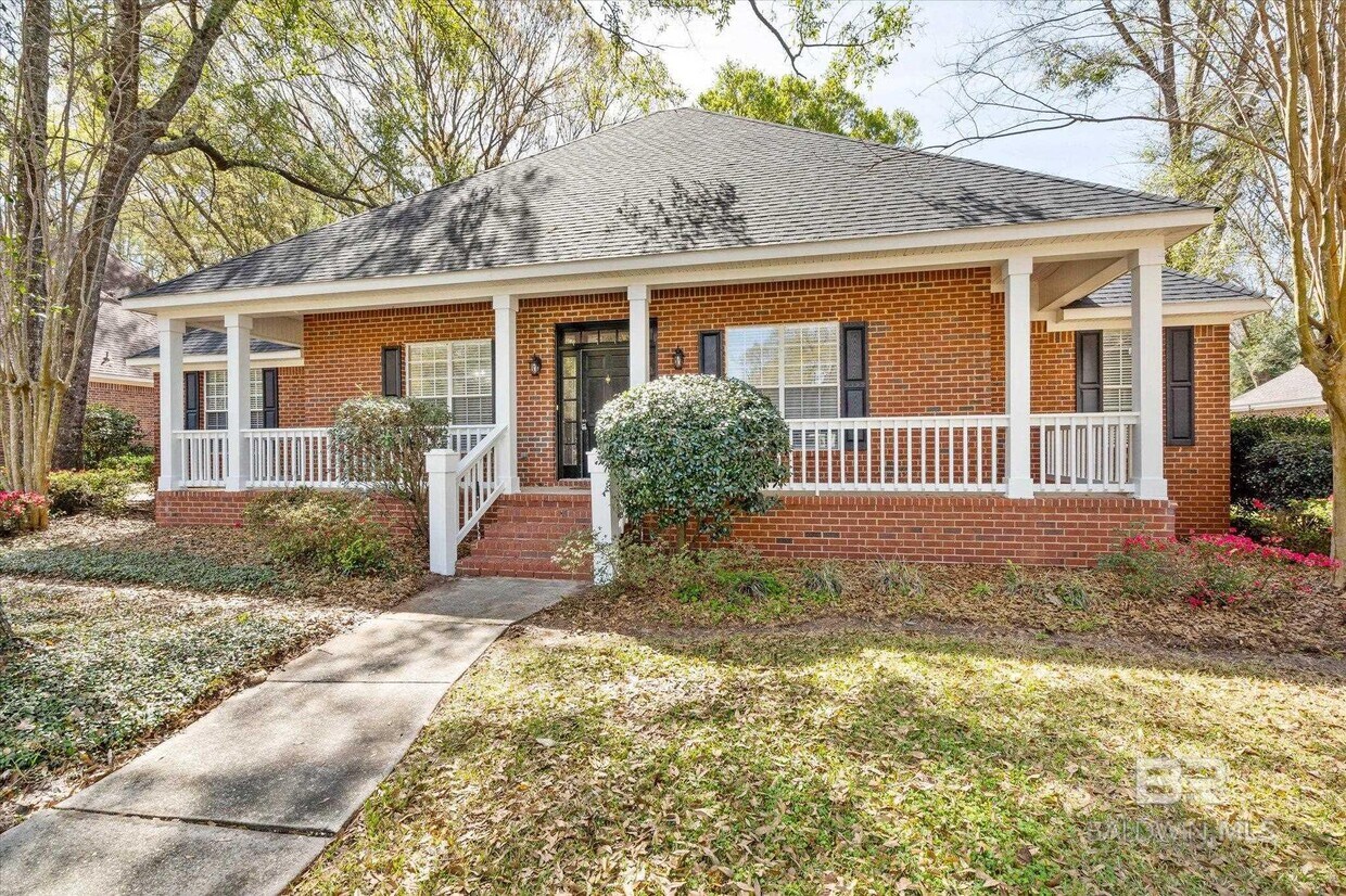 Foto principal - 203 South Dr
