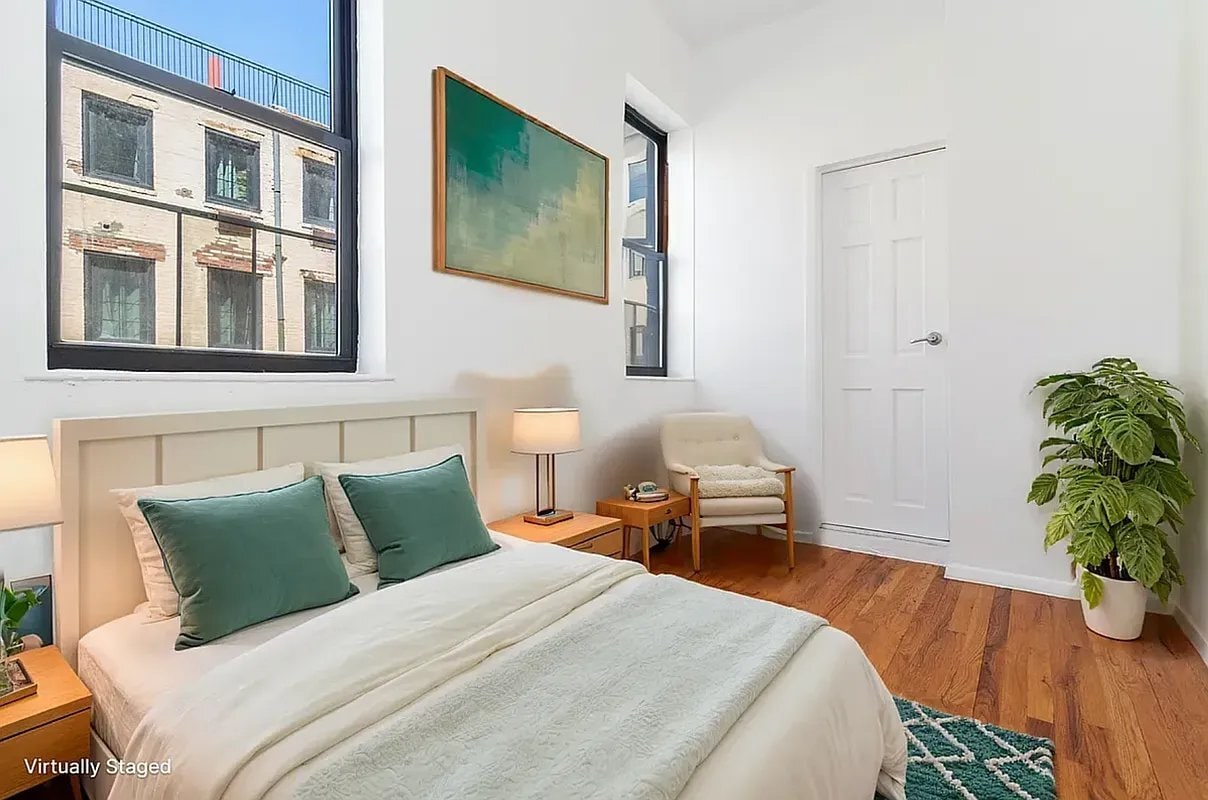 Building Photo - 126 Elizabeth St