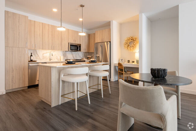 2BR, 2BA Model - 1216SF - The Domaine at Hawthorn Row