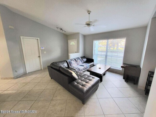Foto del edificio - 1274 Westover St
