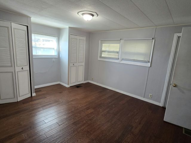 Foto del edificio - 208 49th Ave W