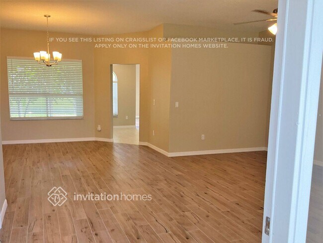 Building Photo - 1005 Pelican Ln