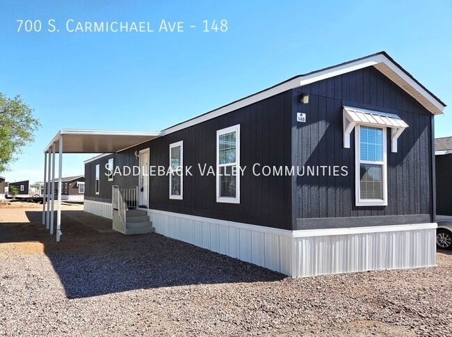 Building Photo - 700 S Carmichael Ave