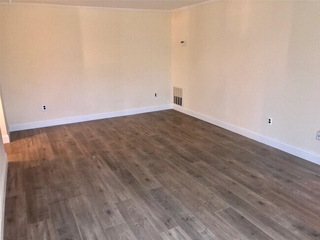 Foto del edificio - 309 Clubhouse Ct