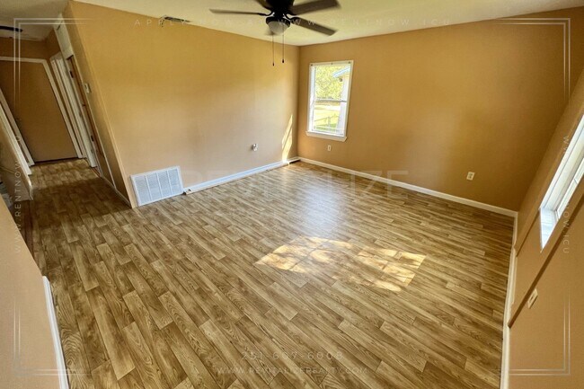 Foto del edificio - Newly Remodeled 3 Bd / 1 Ba in Moss Point