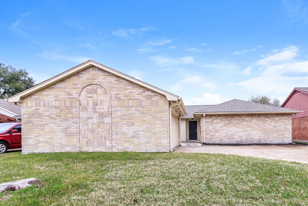 9938 Shell Rock Rd, La Porte, TX 77571 House Rental in La Porte, TX