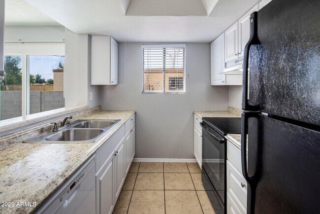 Foto del edificio - 3823 N 23rd Dr