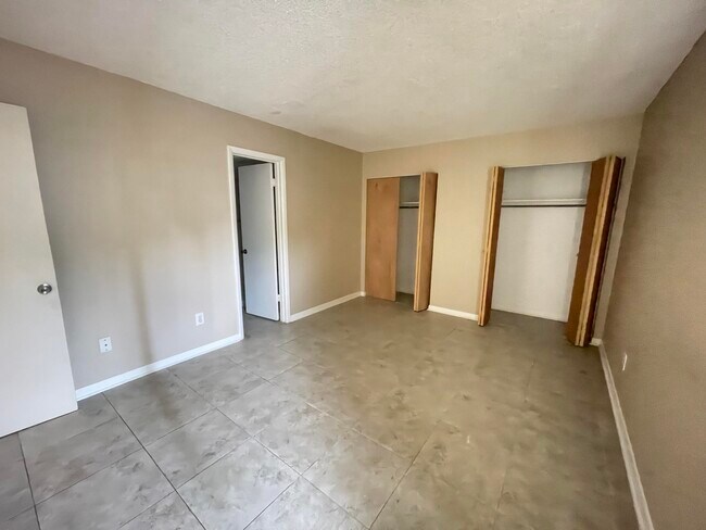 Building Photo - 308 Miracle Strip Pkwy