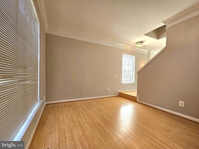 Foto del edificio - 15004 Slippery Elm Ct