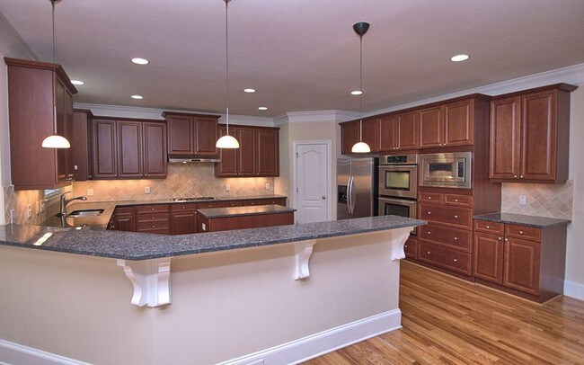 Building Photo - 76 Creekside Park Dr