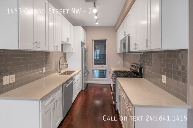 Foto del edificio - 1453 Girard St NW