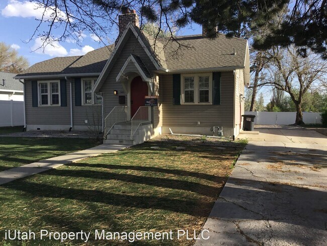 Foto del edificio - 3 br, 2 bath House - 146 East 200