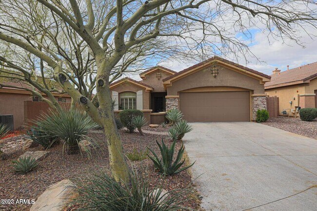 Foto del edificio - 41520 N River Bend Ct