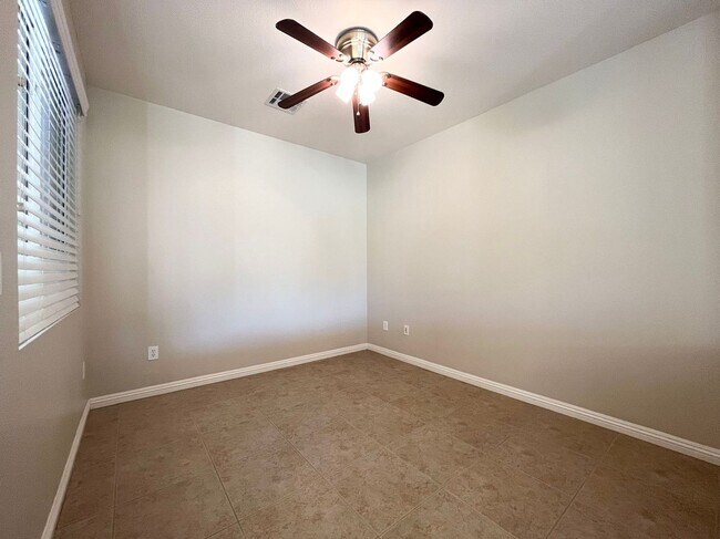 Foto del edificio - Age restricted 55+.charming one-story single-family house