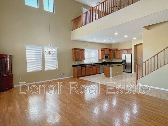 Foto del edificio - 1498 W Homestead Ct