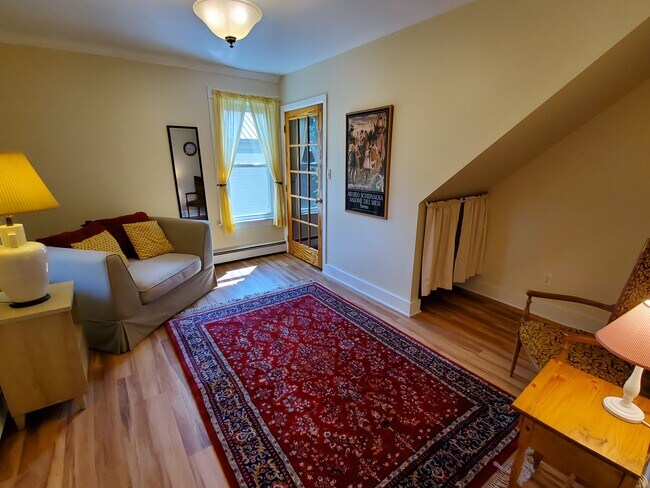 Foto del edificio - 134 Woodlawn Ave