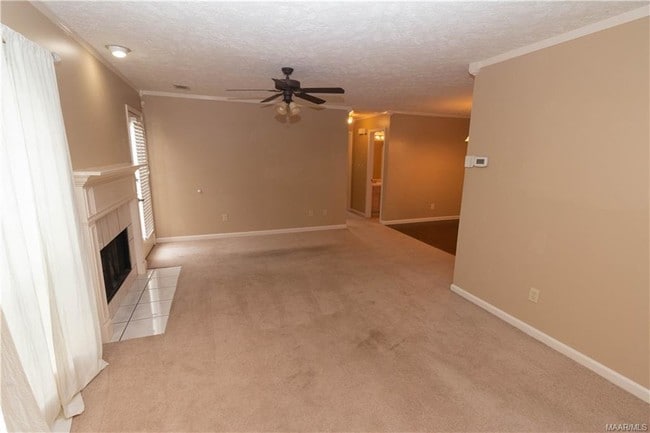 Building Photo - 8357 Grand Oak Ct