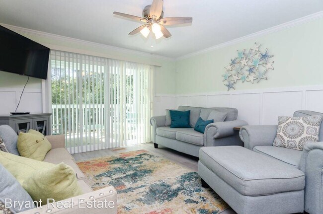 Building Photo - 3 br, 2 bath House - 2302A Surfrider Circle