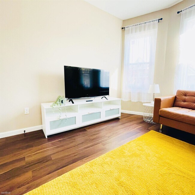 Foto del edificio - 3 br, 1 bath House - 2623 Edwin Street Fir...