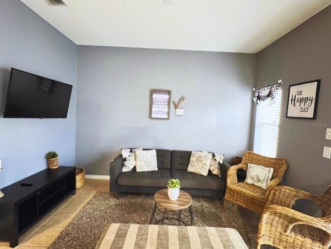 Building Photo - 4570 Baleno Ln