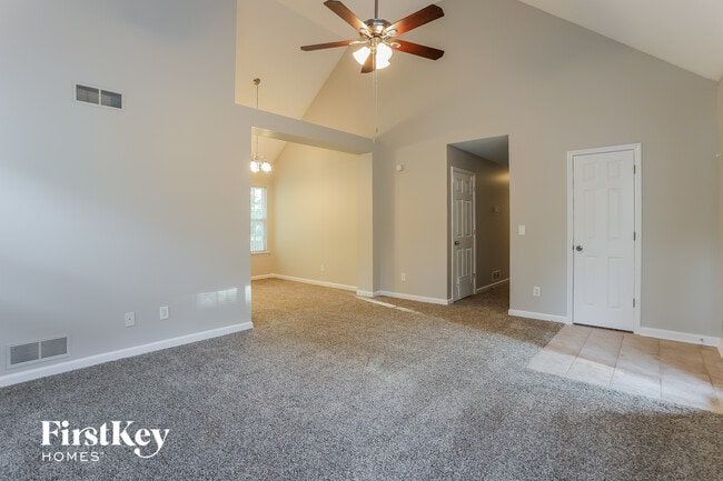 Foto del edificio - 7820 Capps Ferry Rd