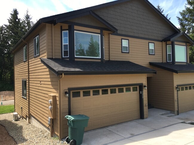 Foto del edificio - 197 Cloverdale Rd