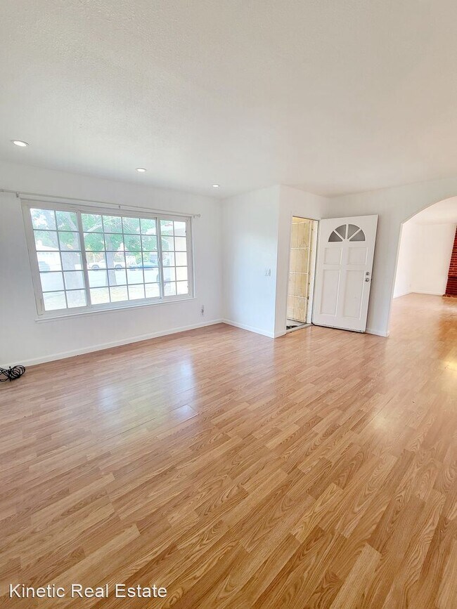 Building Photo - 3 br, 1.5 bath House - 316 Baltic Sea Ct.