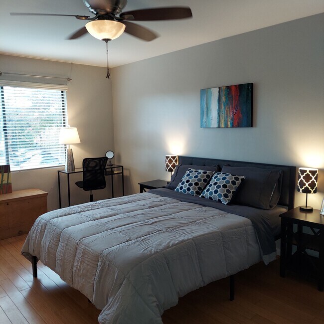 Photo - 1031 Michigan Ave NE Apartment