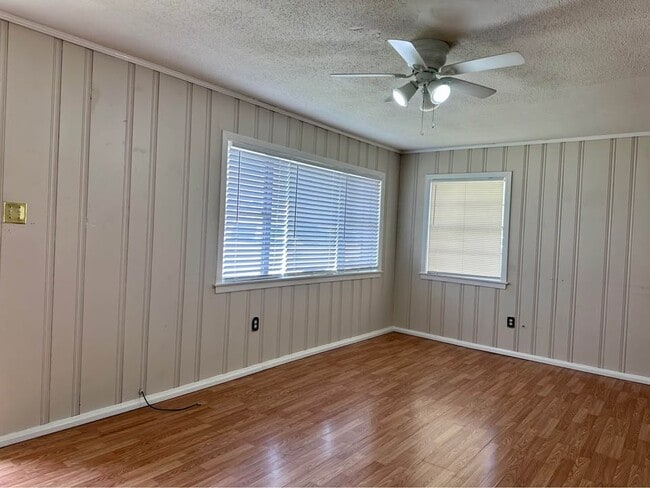 Foto del edificio - 545 Oak St