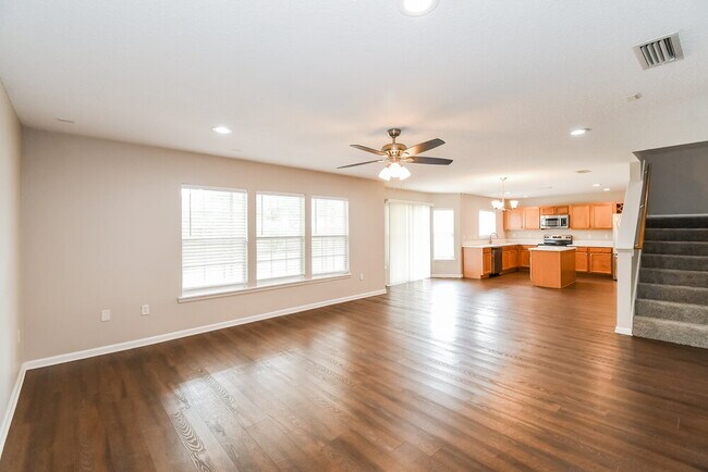 Building Photo - 11512 Bonnie Lakes Ct