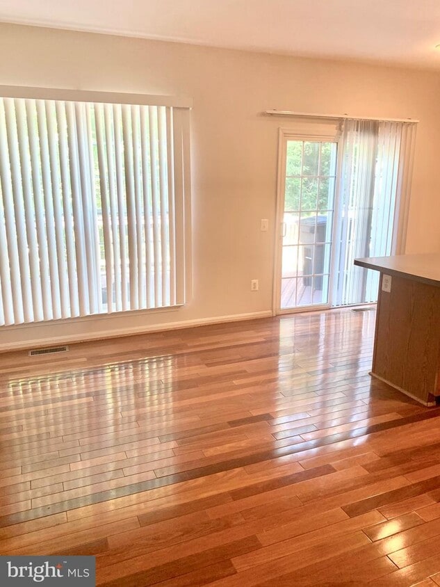 4391 Torrence Pl, Woodbridge, VA 22193 Townhome Rentals in Woodbridge