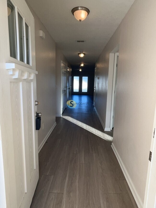 Building Photo - Gorgeous 4BR/2BA for Rent!