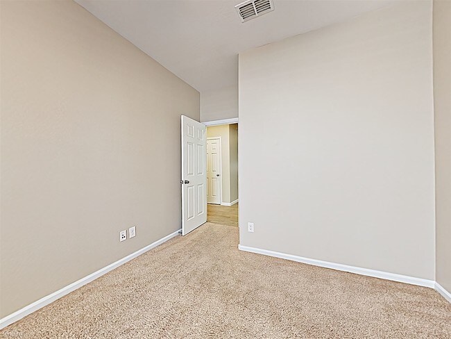 Building Photo - 5 br, 3 bath House - 27173 N 75th Dr